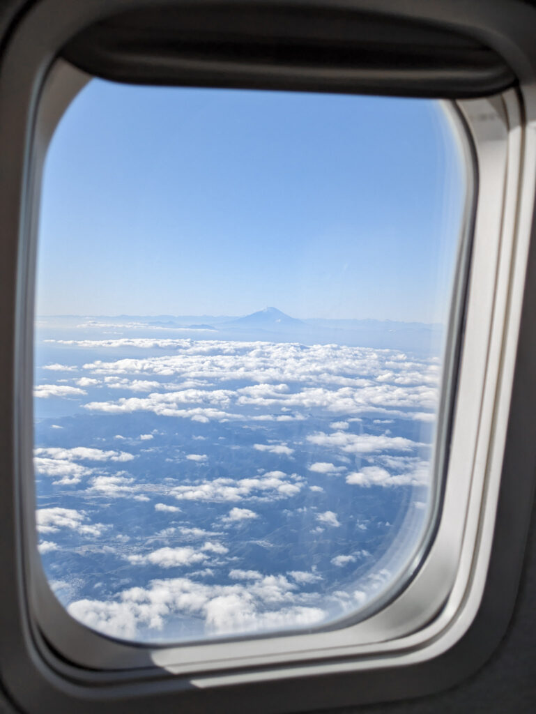ANA機内から見る富士山（羽田～八丈島）