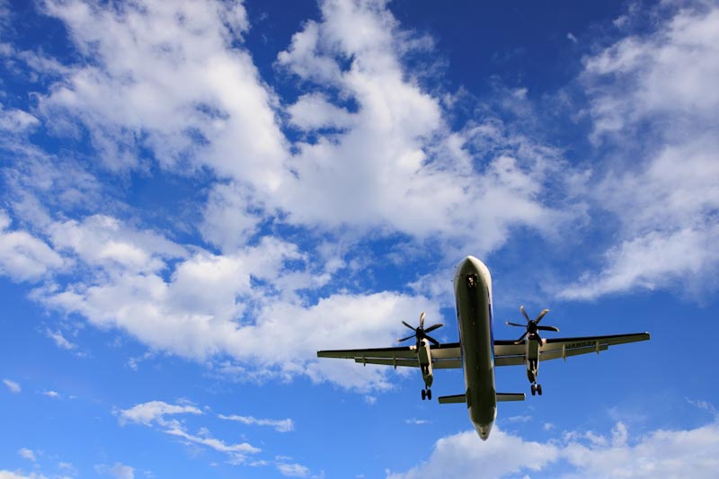 飛行機との距離が近い場合の作例
