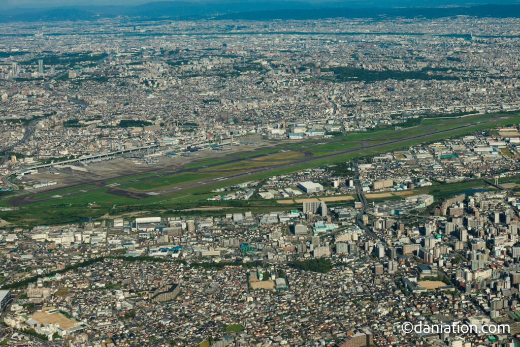 上空から見た伊丹空港