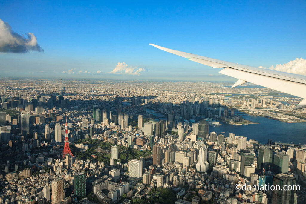 都心ルートで見えた東京スカイツリーと東京タワー