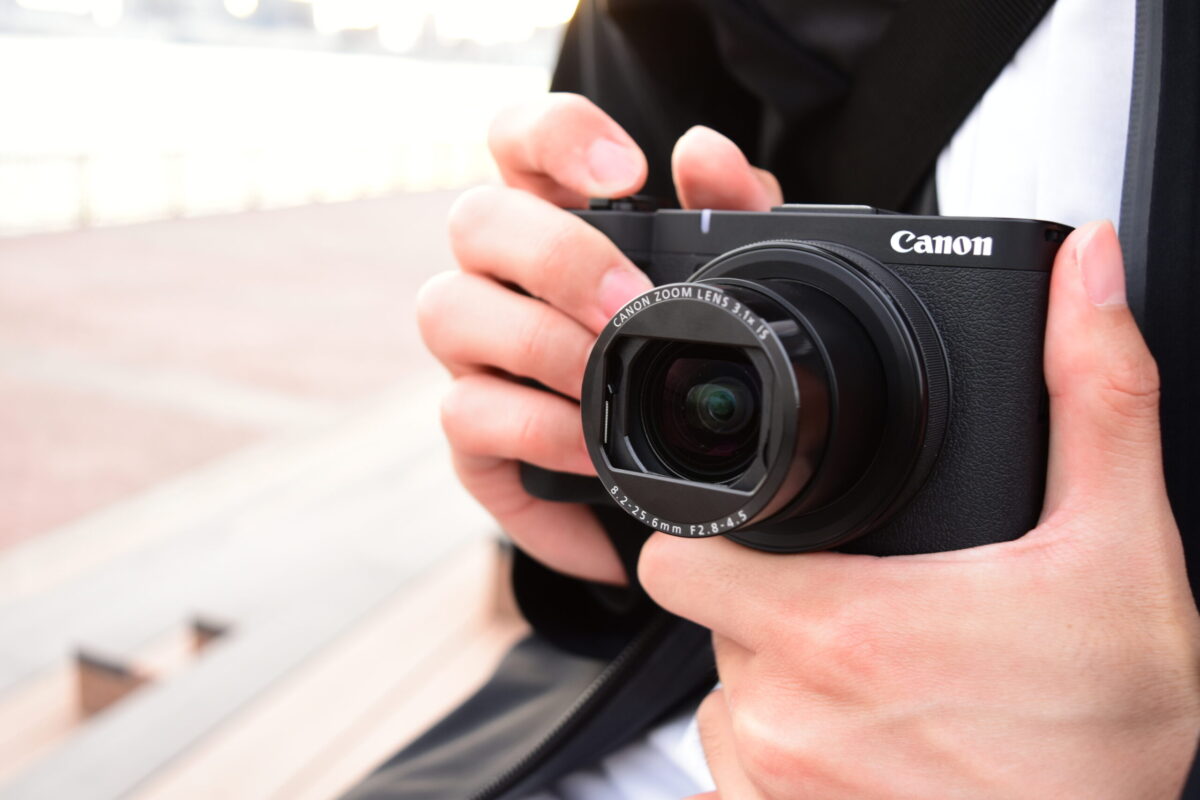 【レビュー】Canon PowerShot V1は「写真機」として使えるか？3ヶ月使い込んで見えたこと。